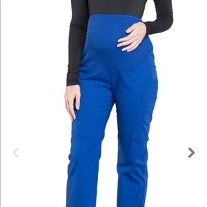 Maternity. Cherokee XS galaxy blue light wear